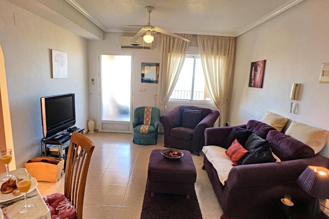 Photo of Livingroom in Los Nietos