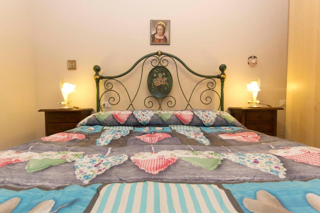 Photo of Bedroom in Sale Marasino