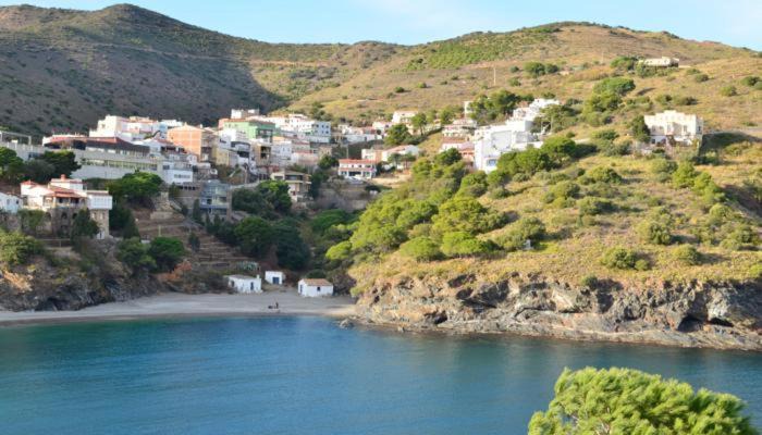 Photo of Others in Portbou