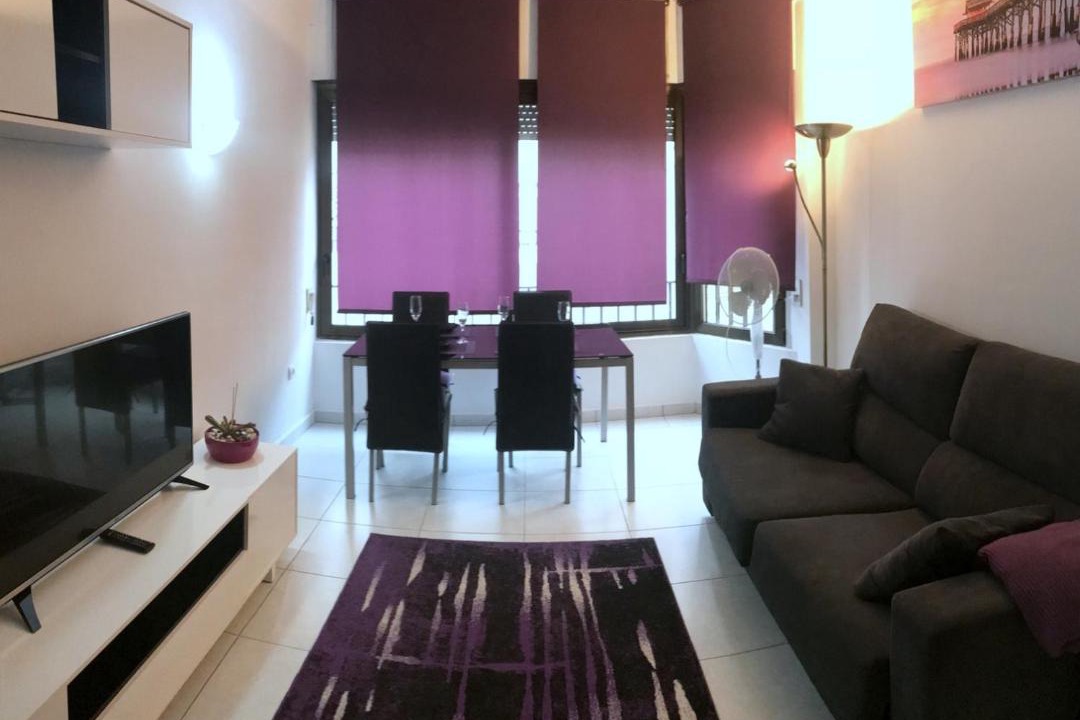 Photo of Livingroom in Roses Town Center