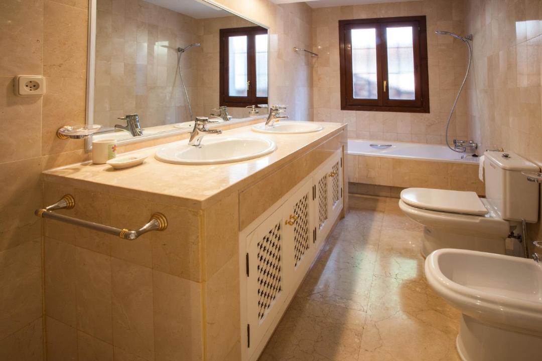 Photo of Bathroom in Diputacion de Rincon de San Gines