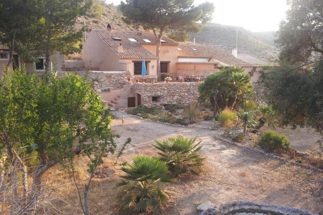 Photo of Buildings in Diputacion de Rincon de San Gines