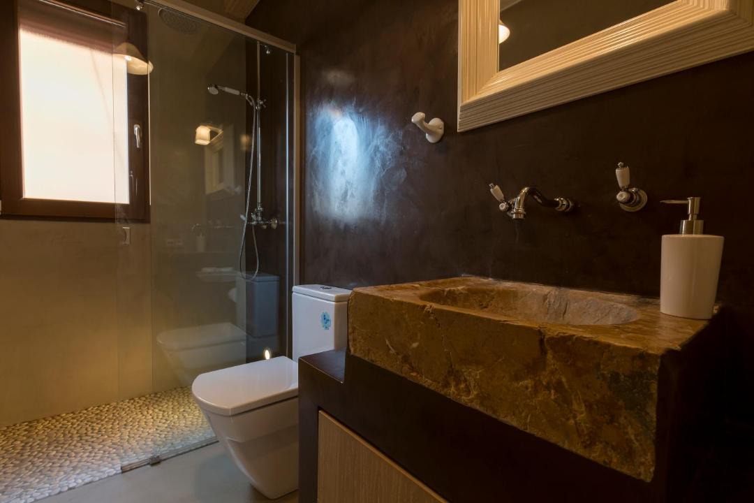 Photo of Bathroom in Porrera