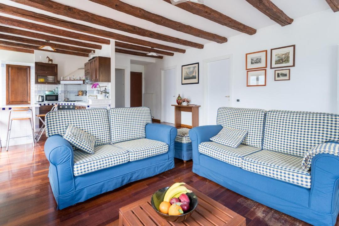 Photo of Livingroom in Carate Urio