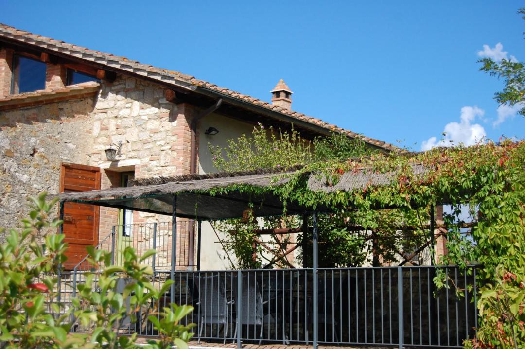 Photo of Buildings in Armaiolo