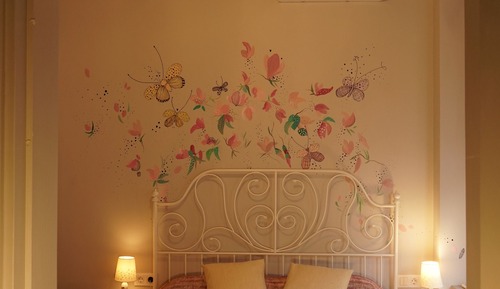 Pink Judas Tree Room