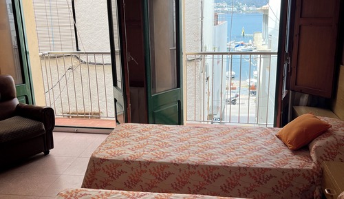 Family Room, Partial Sea View