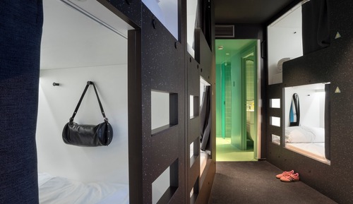 Bed in Sextuple Ensuite Room
