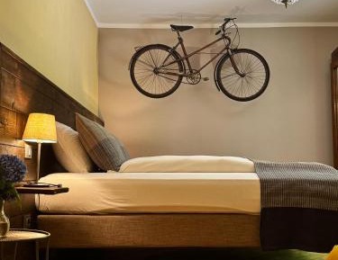 Double or Twin Room with Bathroom