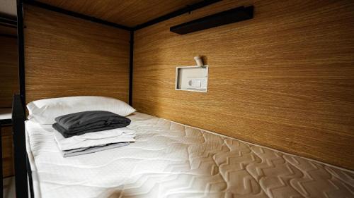 Bunk Bed in Mixed Dormitory Room