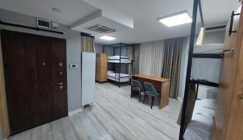 Bed in 8-Bed Mixed Dormitory Room