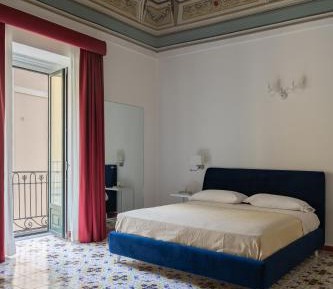 Junior Suite with Balcony