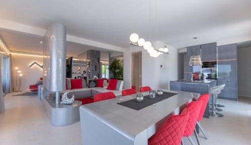 Apartment with View and Balcony