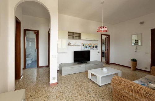 Scala di Furno Apartment | 3730 Appartamento Valencia by BarbarHouse