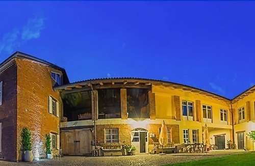 Cardona Hotel | Casale Osvalda