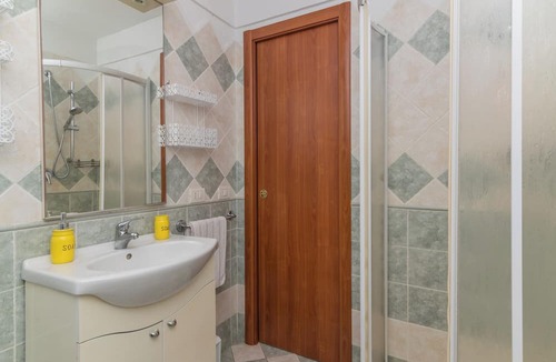 Golfo di Marinella Villa | Casa Emozione With Shared Pool