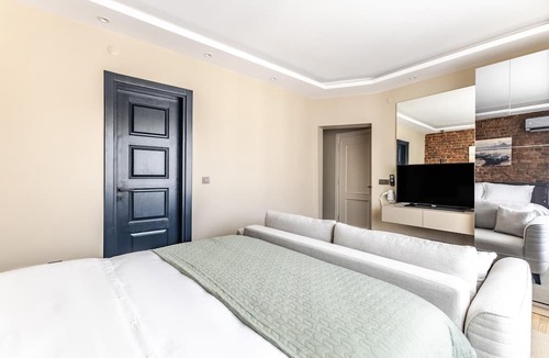 Beylerbeyi Apartment | Sea View Studio Flat Near Beylerbeyi Palace